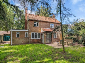 Pixies Wood Cottage